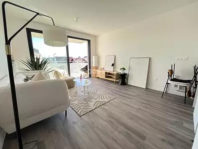 Sotteville lès Rouen 76300 Achat / Vente appartement 2 pièces t2 cave parking