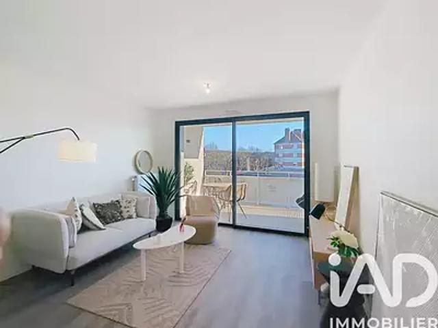 Sotteville lès Rouen 76300 Achat / Vente appartement 2 pièces t2 parking