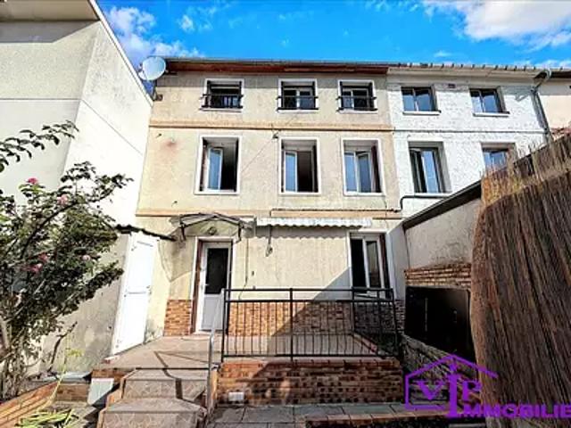 Sotteville lès Rouen 76300 Location maison 3 pièces t3 terrasse cave