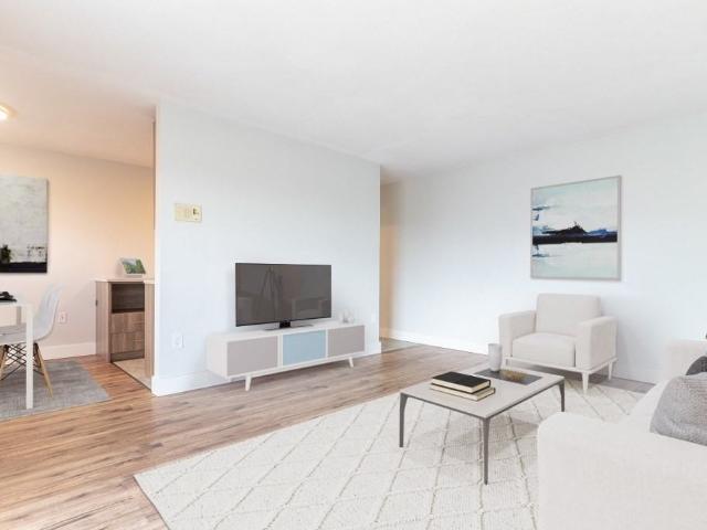 South Wortley Residences 2 Bedroom Apartment for Rent at 621 Base Line Rd E, London, ON N6C 2R2 Highland