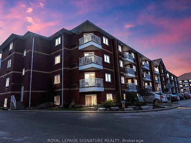 South Ajax Condo! Steps To Waterfront Park Trail & Lake!