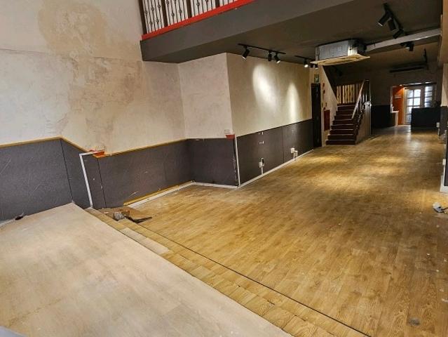 South Bridge Road Food & Beverage For Rent, $24,0003,000 sqft $8.00 psf