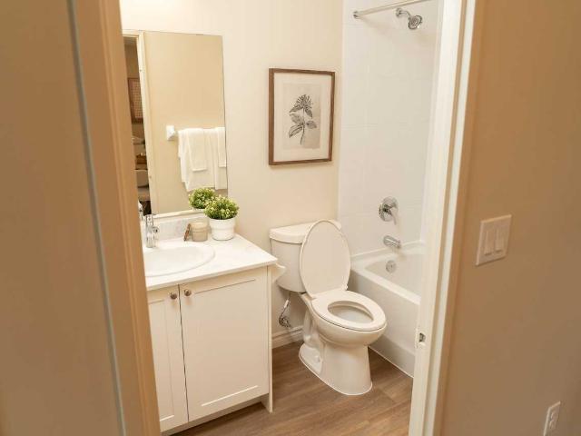 South Carriage Place II 1 Bedroom Apartment for Rent at 300 South Carriage Rd, London, ON N6G 4A6 Hyde Park