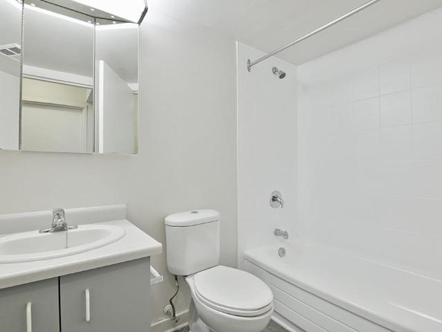 South Centrepointe 2 Bedroom Apartment for Rent at 239 Craig Henry Dr, Ottawa, ON K2G 5V1 Craig Henry