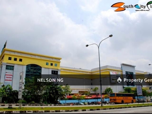 South City Plaza, Seri Kembangan, Selangor, Ground Floor Retail shop for rent