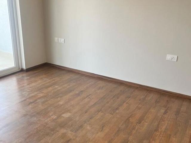South CitY 1 4 Bedroom 500 Sq. Yd. Apartment in South City 1 Gurgaon Listing ID: #10277