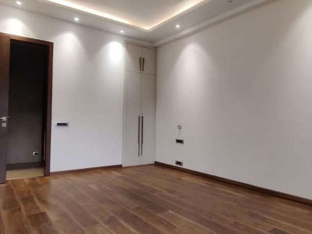 South City 1, Sector 41 4 Bedroom 2200 Sq. Ft. Builder Floor in South City 1 Gurgaon Listing ID: #10050