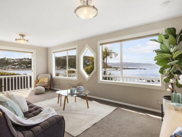 SOUTH COAST SANCTUARY WITH STUDIO