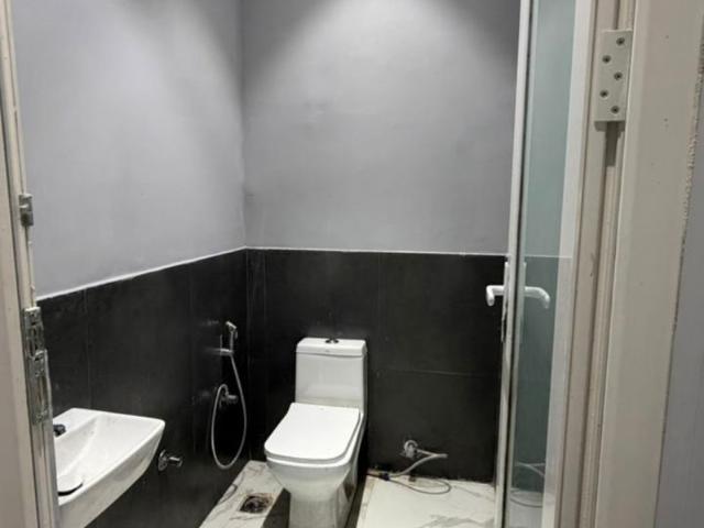 South Delhi 5 Bedroom 325 Sq. Yd. Villa in Defence Colony Delhi Listing ID: #10039