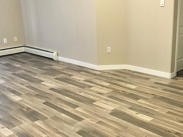 South Ellerslie Condo 2bd 2bth Investment Opportunity Private