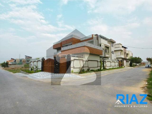 South Facing 10 Marla Plot | Prime Location of Zone 1 | 15 Meter Wide Street