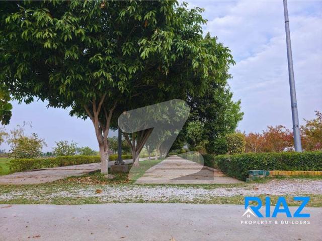 South Open 1 kanal Plot | Prime Location of Zone 4 | 12 Meter Wide Road | Sector B1