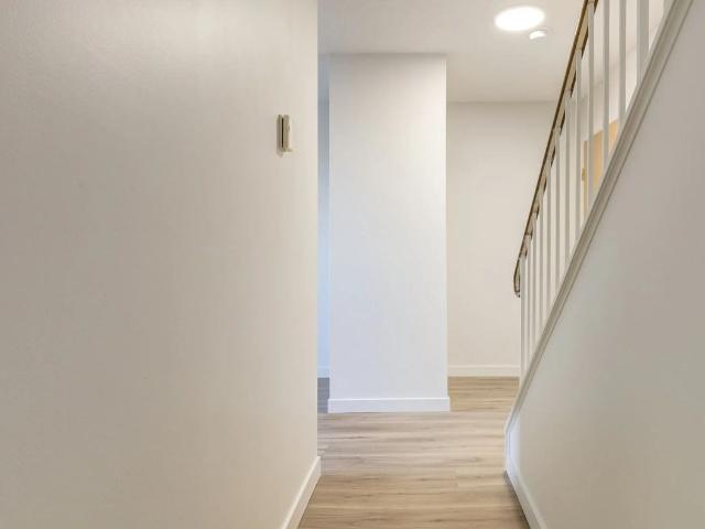 South Ridge Apartments 3 Bedroom Apartment for Rent at 10500 45 Ave Nw, Edmonton, AB T6H 0A1 Empire Park