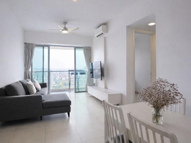 Southbank Condominium For Sale, $2,000,000, 2 Bed 2 Bath 958 sqft $2,088.00 psf