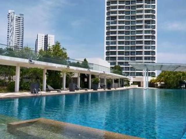 Southbay Plaza Residence With Full Seaview For Sale