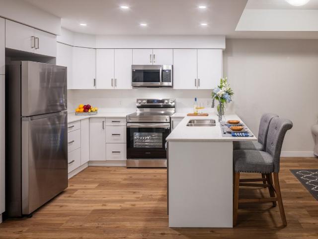 Southfield Green Apartments 2 Bedroom Apartment for Rent at 1250 & 1250 Southfield Drive, Tecumseh, ON N8N 0J7