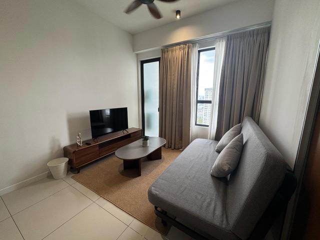 Southplace Subang Jaya Fully Furnished 1 Room 1 Bath 1 Park