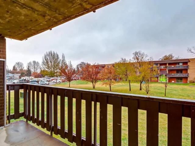 Southridge Apartments 2 Bedroom Apartment for Rent at 2702 48 Ave, Lloydminster, SK S9V 1K7