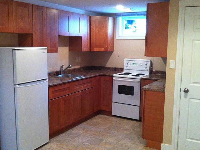 Southside Quiet Cul De Sac Basement Suite