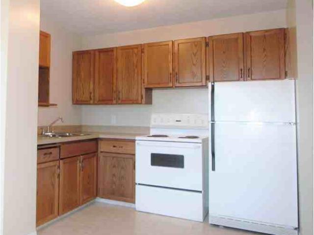 Southwood Park 3 Bedroom Home for Rent at 3110 47 Ave, Red Deer, AB T4N 3P2 South Hill