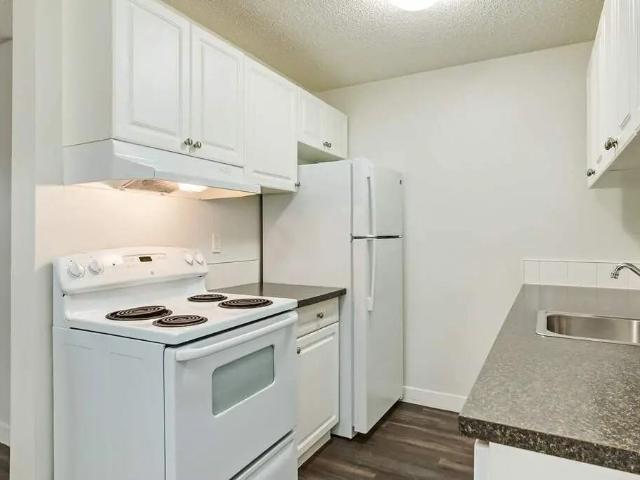 Southwood Village 2 Bedroom Apartment for Rent at 3005 56 Ave, Lloydminster, AB T9V 1Z6