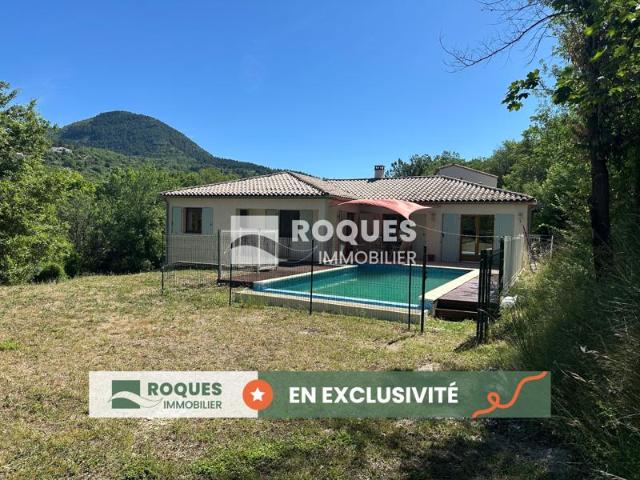 Soubès, villa de Plain pied, 146 m2 habitables sur un terrai