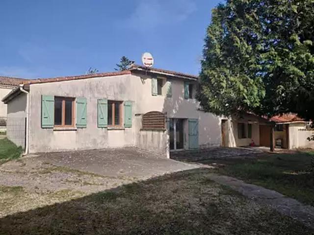 Soubran 17150 Achat / Vente maison 7 pièces t7