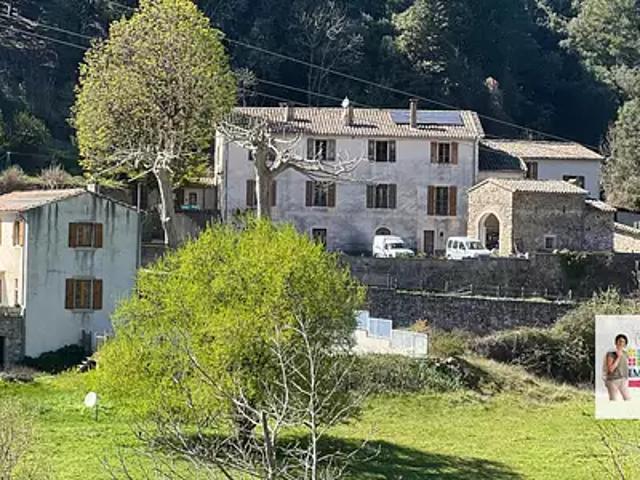 Soudorgues 30460 Achat / Vente maison 13 pièces t13 piscine terrasse