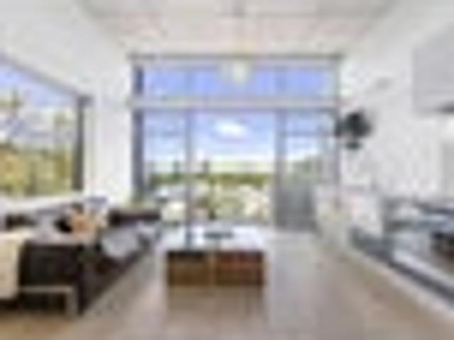 Sought after End Unit Sabina Apartment