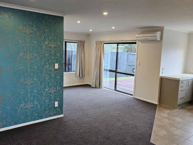 Sought after Rototuna North Location
