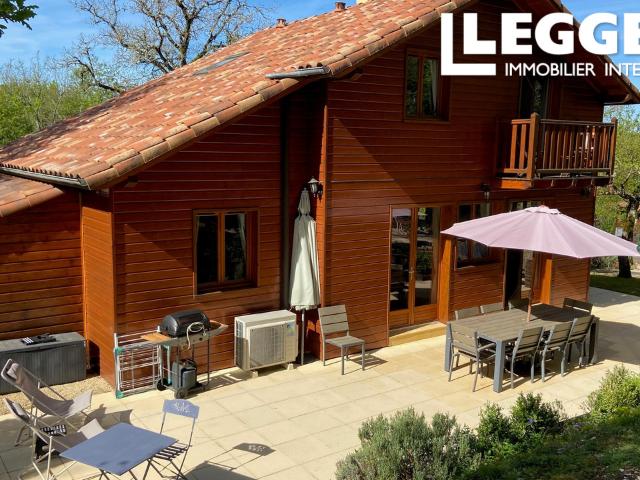 Souillac Golf & Country Club: MAISON 5 PIÈCES – 4 CHAMBRES – SITUÉE SUR UN PARCOURS DE GOLF 18 TROUS