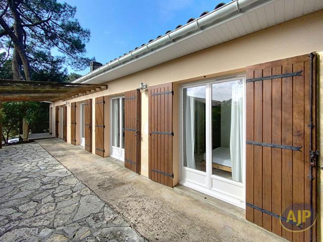 SOULAC Maison T5 avec garage