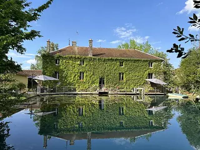 Soulaines Dhuys 10200 Achat / Vente maison 8 pièces t8 au dernier étage terrasse