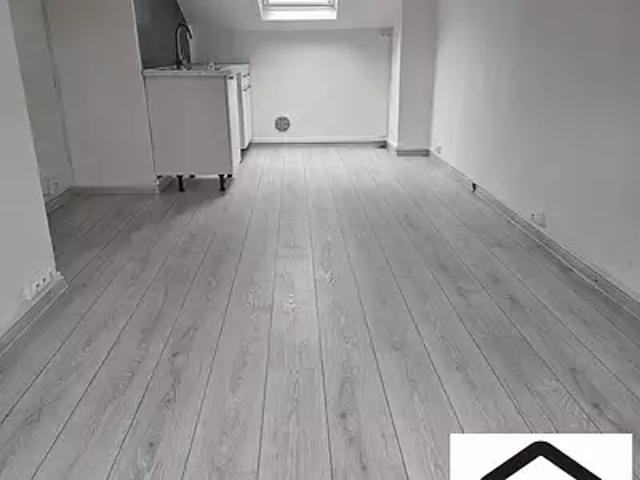 Souppes sur Loing 77460 Location appartement 2 pièces t2 au dernier étage
