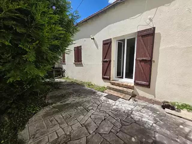 Souppes sur Loing 77460 Location maison 3 pièces t3 terrasse
