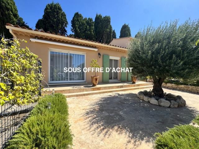 SOUS OFFRE Maison de plain pied à Maussane les Alpilles