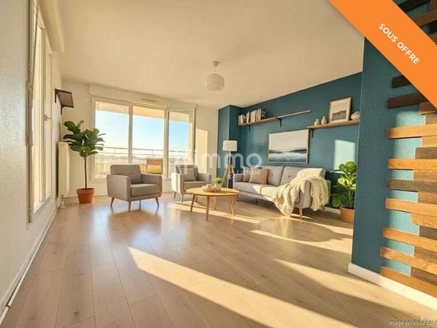 Sous Compromis * Très charmant T3 de 69m² terrasse + parki