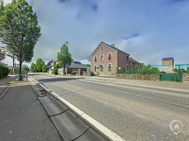 SOUS OPTION ! Immeuble de rapport à vendre à Marche en Fa…