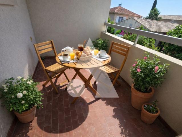 SOUS COMPROMIS Appartement 2 pièces 43 m² env. FREJUS