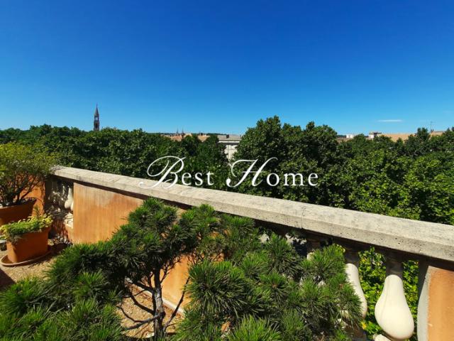 SOUS COMPROMIS APPARTEMENT A VENDRE CV NIMES une terrasse