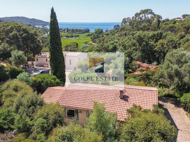Sous Compromis / Gigaro Maison à rénover, fort potentiel. 100m² La Croix Valmer