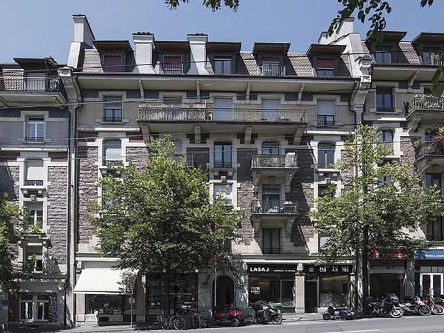 Sous gare Bel immeuble ancien 1908