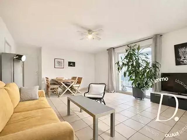 Soustons 40140 Achat / Vente appartement 3 pièces t3 au dernier étage piscine