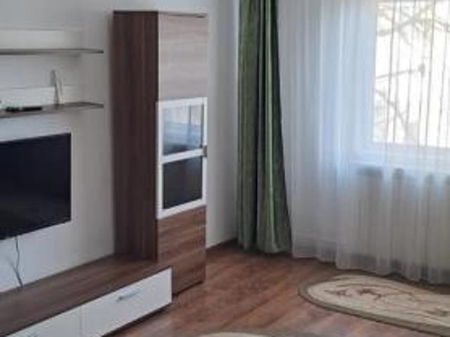 Soveja, decomandat, apartament 2 camere de inchiriat, etaj 1, mobilat, gaze