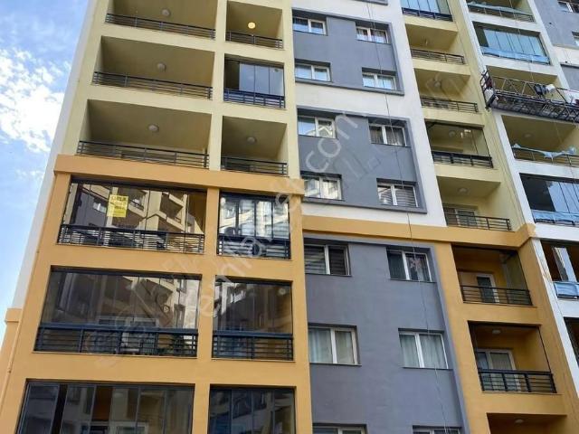 Soyak Konforia Projesinde Kiralık Ara Kat Temiz 1+1 Daire