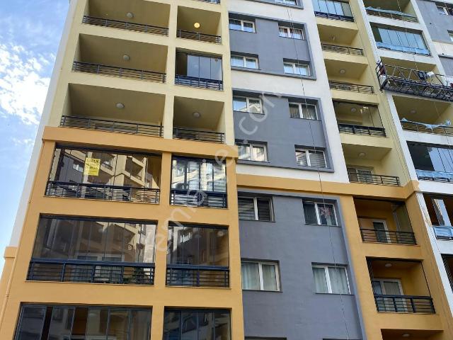 Soyak Konforia Projesinde Satılık Boş Ara Kat Fırsat 2+1 Daire