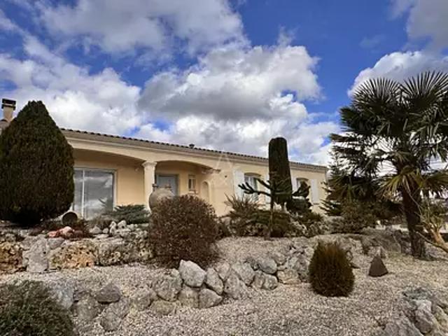 Soyaux 16800 Achat / Vente maison 5 pièces t5 au dernier étage terrasse