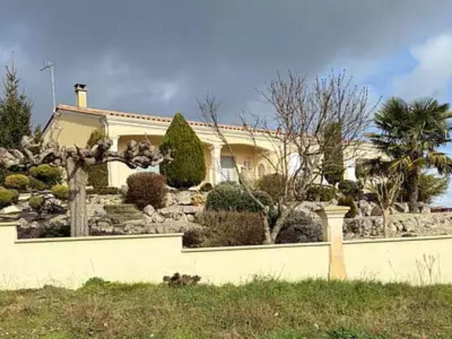 Soyaux 16800 Achat / Vente maison 5 pièces t5 jardin terrasse