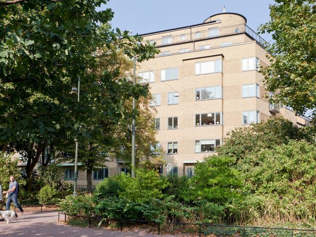 Slottsgatan 24