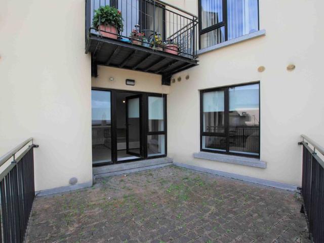Slade Castle Court, Saggart, Dublin 24